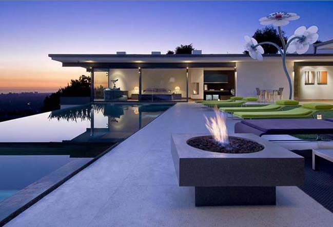Breathtaking villa in the Hollywood Hills
