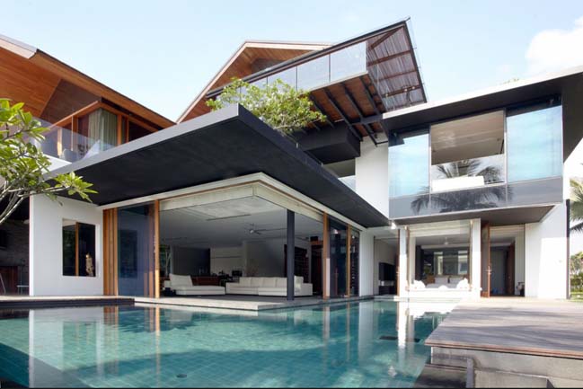 No Fifty8 waterfront villa in Singapore