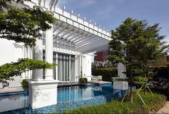 Luxury classic and contemporary mansion in Singapore