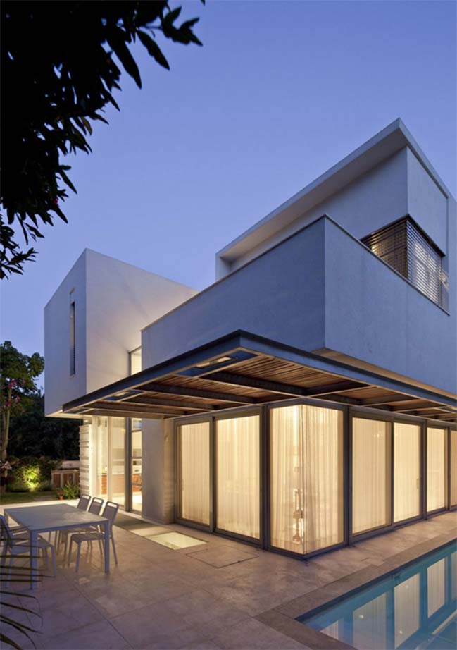 Herzeliyya House by Amitzi Architects