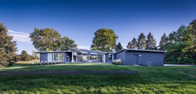Mid-Century modern villa by Nest Architectural Design