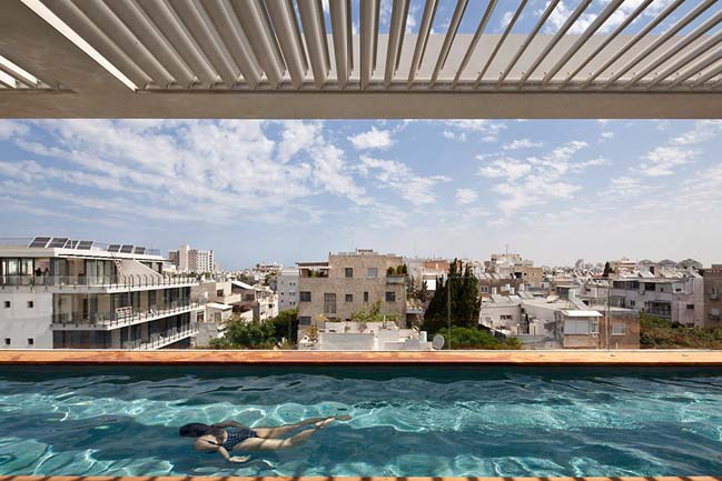 Luxury townhouse in Tel Aviv by Pitsou Kedem Archtiect