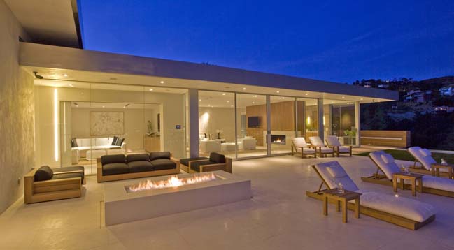 Luxury contemporary villa in Sunset Strip, LA