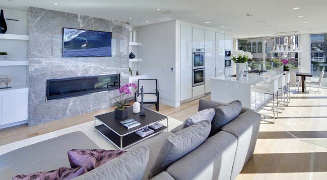 SeaCliff: Luxury villa by McClean Design