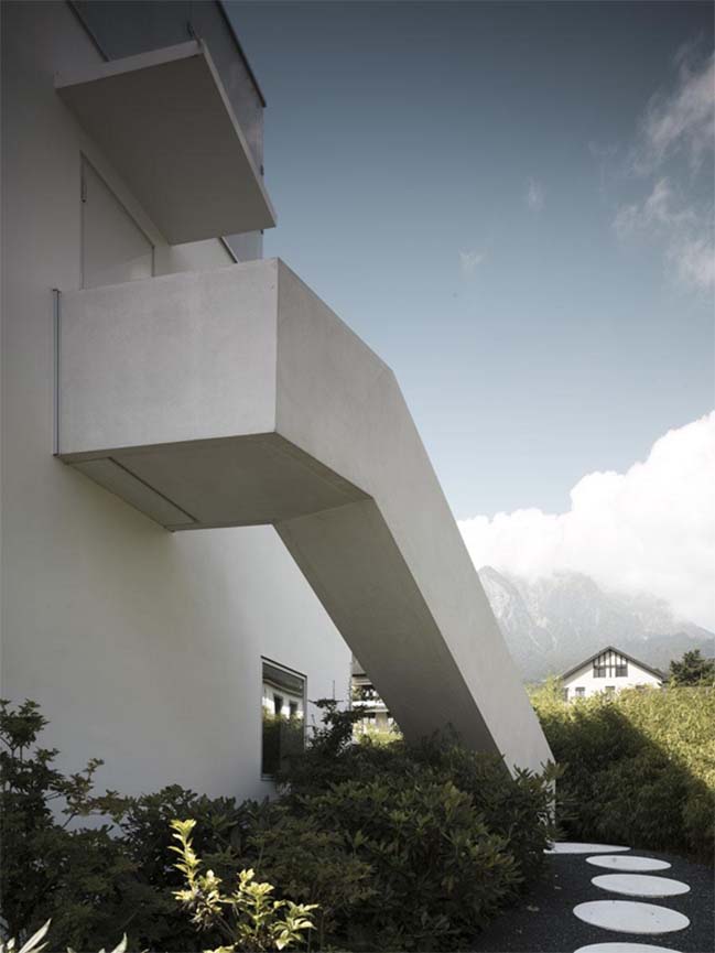 O House: Luxury villa in Switzerland