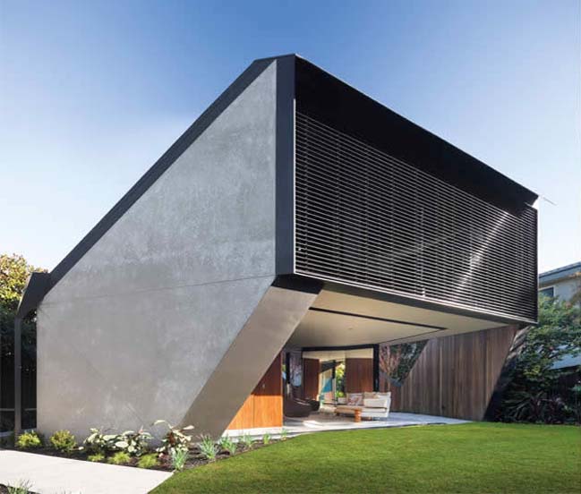 K House: Modern villa by Chenchow Little Architects