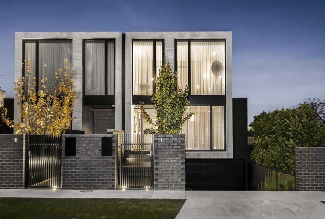 2 elegant modern houses in Australia
