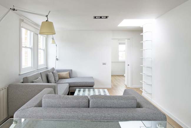 Apartment refurbishment by Dom Arquitectura