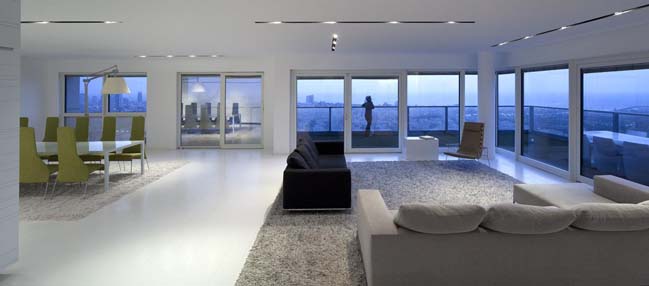 Duplex penthouse