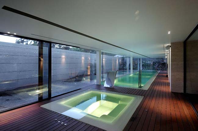 Luxury villa in Spain by A-cero