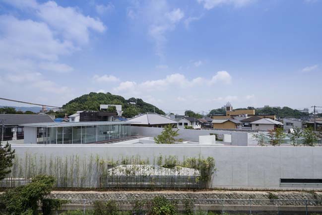 Modern house with an irregular shape in Japan