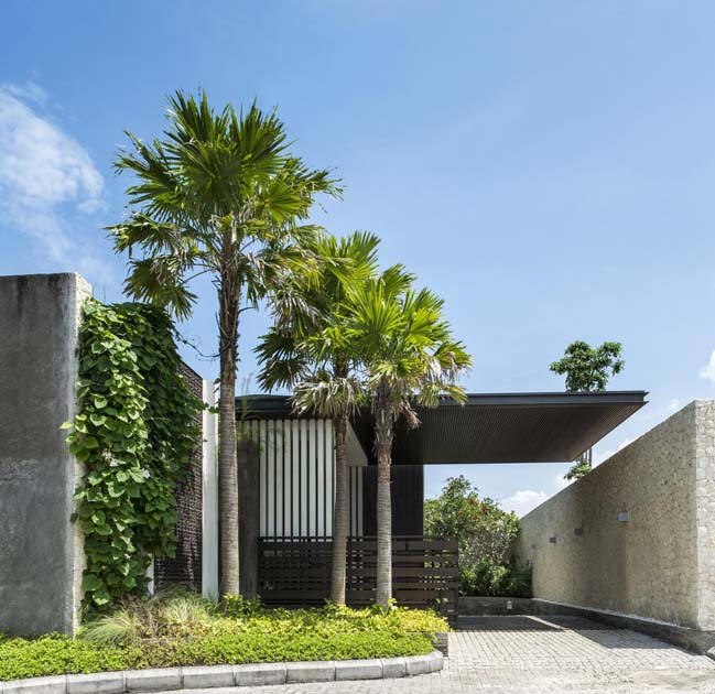 Luxury villa in Bali, Indonesia by Parametr Architecture