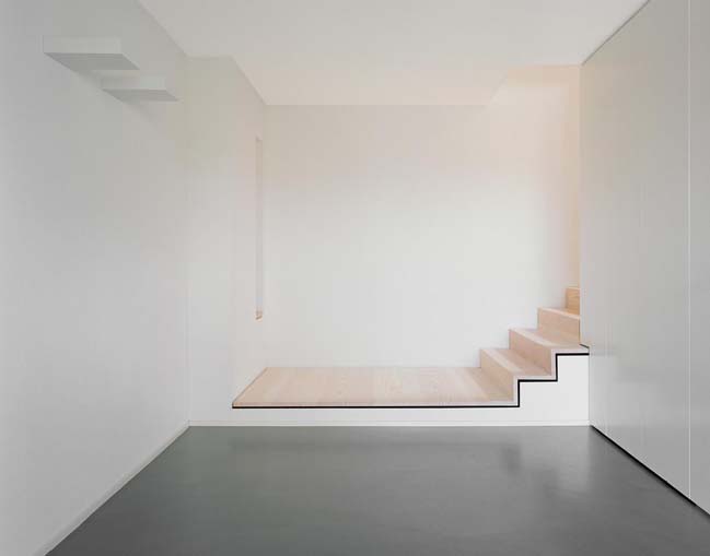 White modern villa by Steimle Architekten