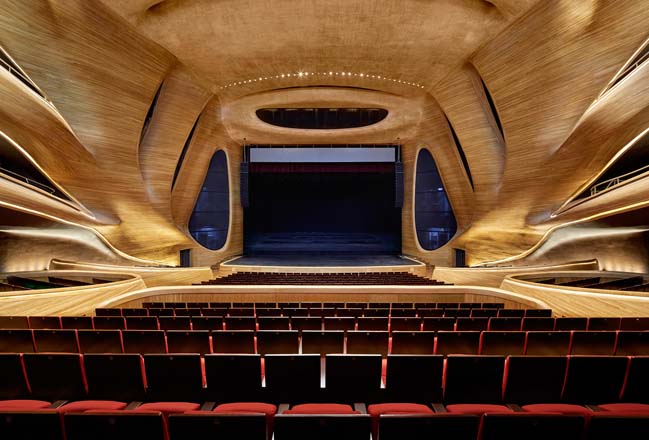 Nhà hát Opera Cáp Nhĩ Tân của MAD Architects