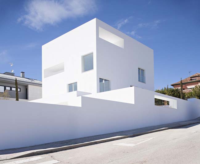 White house design by Alberto Campo Baeza