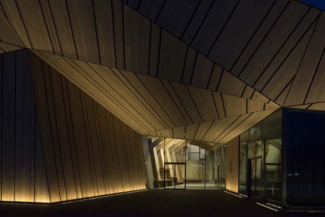 Iiyama Cultural Hall by Kengo Kuma and Associates