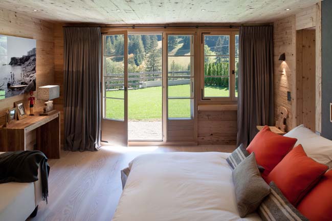 Cozy chalet in Switzerland by Ardesia Design