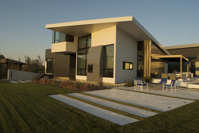 Luxury modern house by Studiotrope