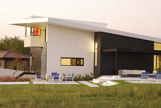 Luxury modern house by Studiotrope