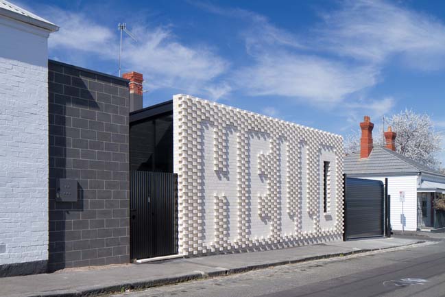 HELLO House by OOF! architecture