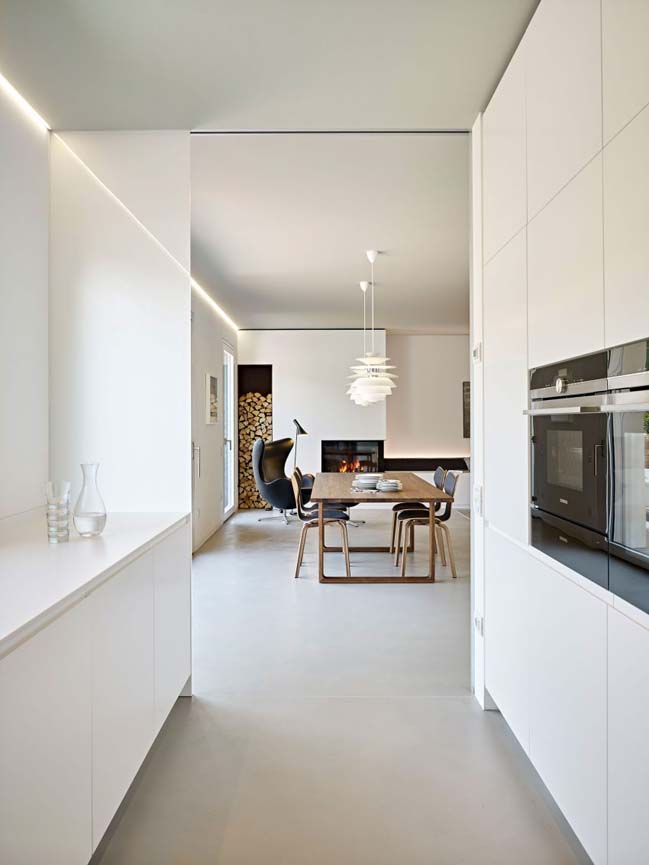 CW apartment by Burnazzi Feltrin Architects