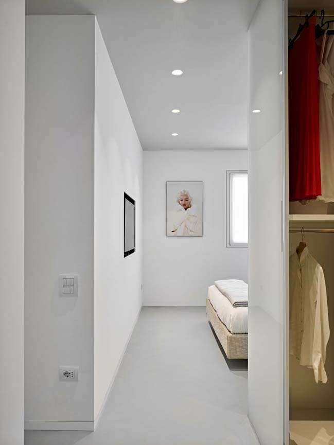 CW apartment by Burnazzi Feltrin Architects