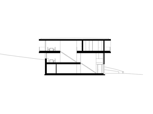 3-storey modern house by Dietrich | Untertrifalle