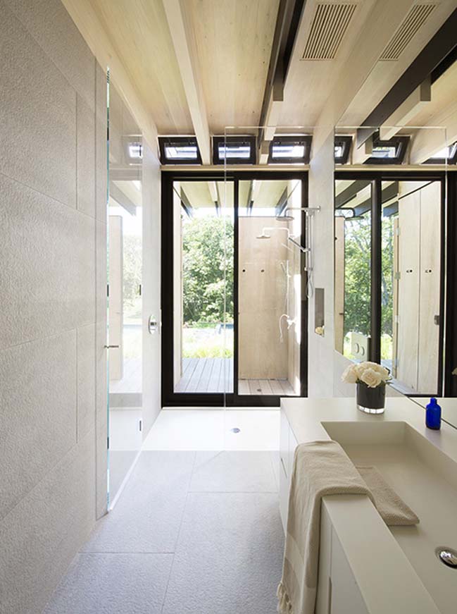 Luxury modern villa in New York by Bates Masi Architects