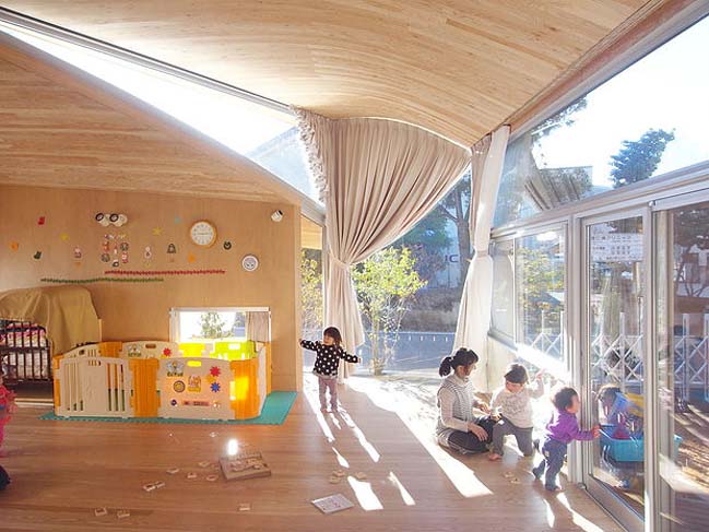 Toranoko Nursery by Takashige Yamashita Office