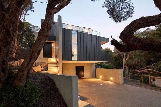 Blairgowrie Beach House by DX Architects