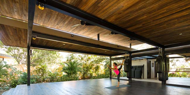 Boutique hotel and yoga studio in Costa Rica by Studio Saxe