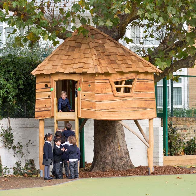 Ashburnham Community School Playground by Foster+Partners