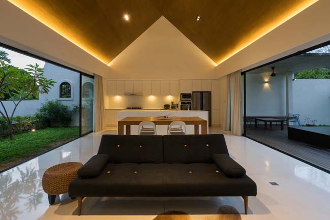 Knikno house by Fabian Tan Architect