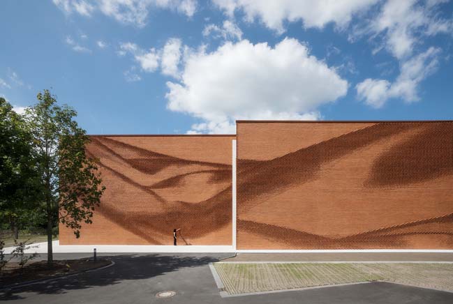 Administrative Building Textilverband Münster by Behet Bondzio Lin Architekten