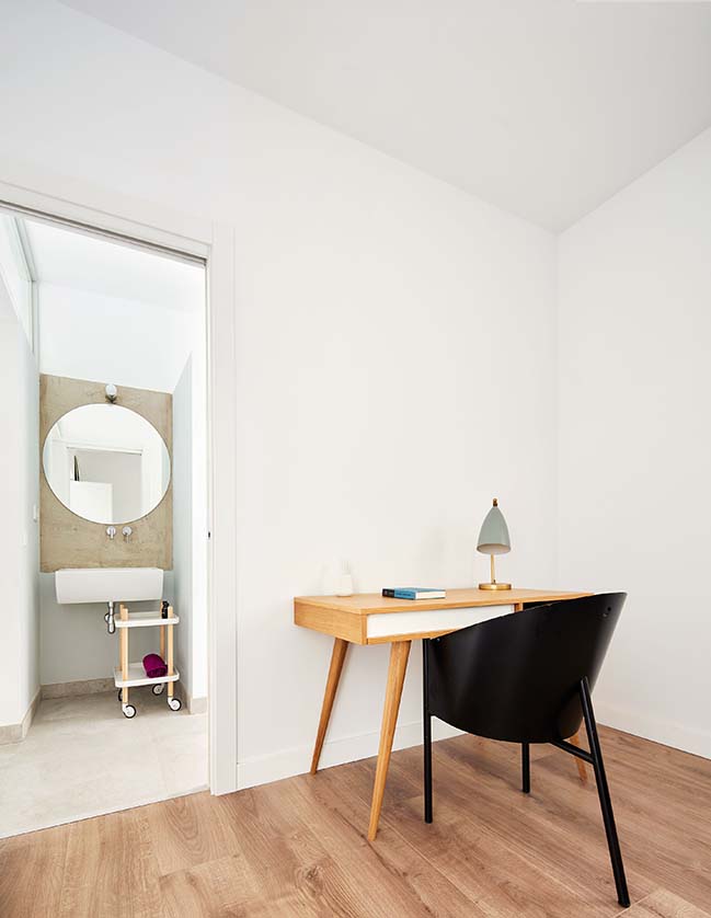 Villarroel Apartment in Spain by Raul Sanchez Architects