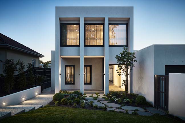 McAthur House in Melbourne by Bryant Alsop