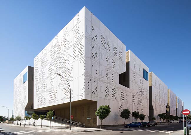 The Palace of Justice in Cordoba by Mecanoo and Ayesa