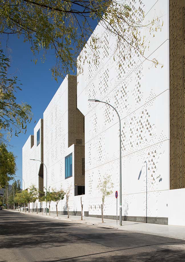 The Palace of Justice in Cordoba by Mecanoo and Ayesa