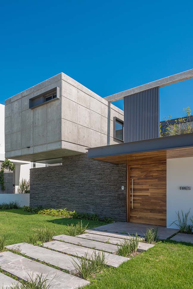 Casa Sekiz in Mexico by Di Frenna Arquitectos