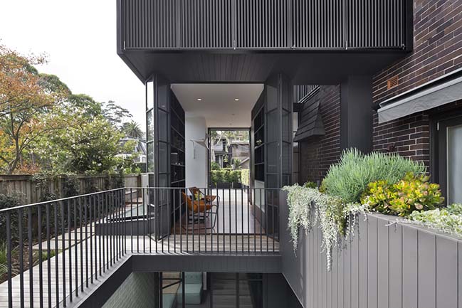 House Pranayama in Sydney by Architect Prineas