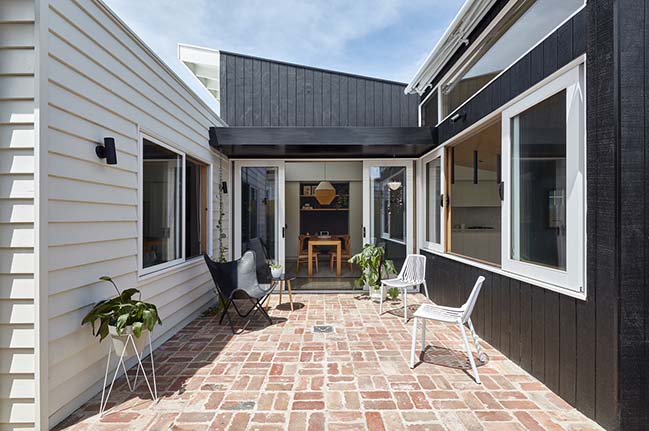 Lean-2 Northcote by Ben Callery Architects
