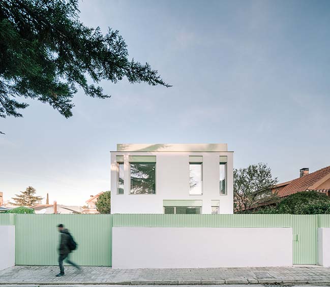 Single family home in Las Rozas by Arenas Basabe Palacios arquitectos