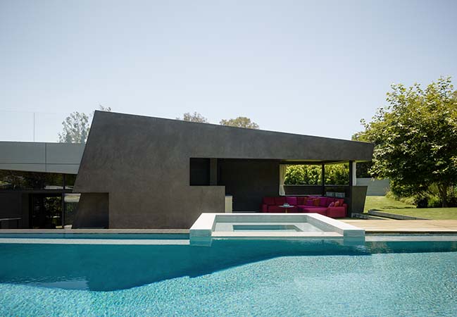加利福尼亞的未來派住宅，作者：Eric Rosen Architects