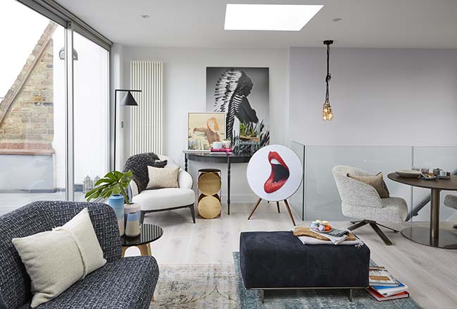 Bijou Marylebone Apartment by Maurizio Pellizzoni