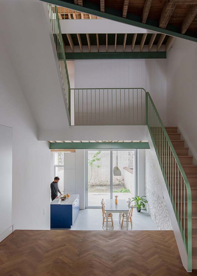Renier Chalon by MAMOUT architectes and AUXAU - Atelier d'architecture