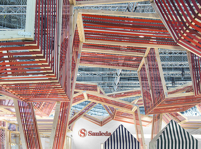 Stand Sauleda in Stuttgart by Dom Arquitectura