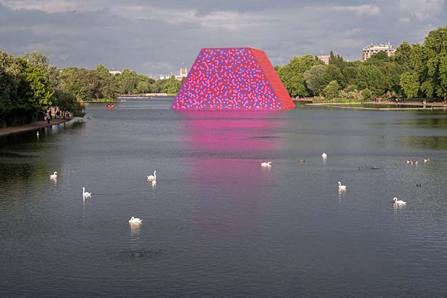 The London Mastaba by Christo and Jeanne-Claude