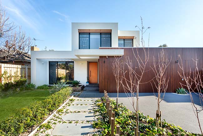 Thompson Home in Melbourne by McGann Architects