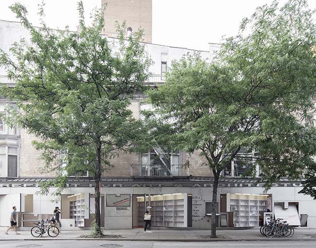 Storefront Library in New York by Abruzzo Bodziak Architects