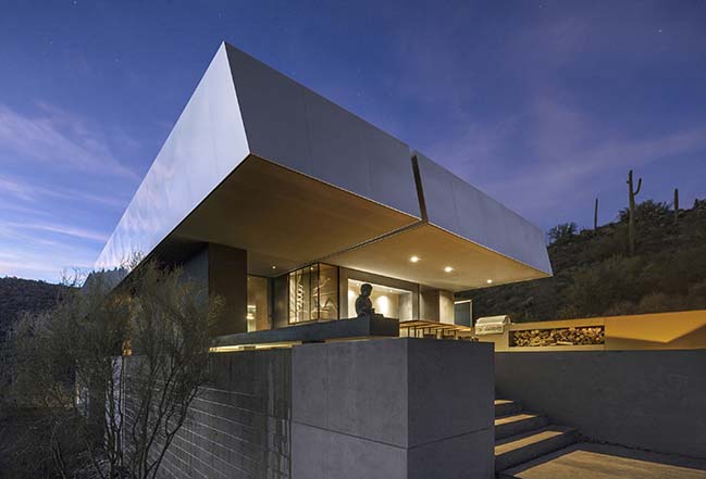Hidden Valley Desert House by Wendell Burnette Architects
